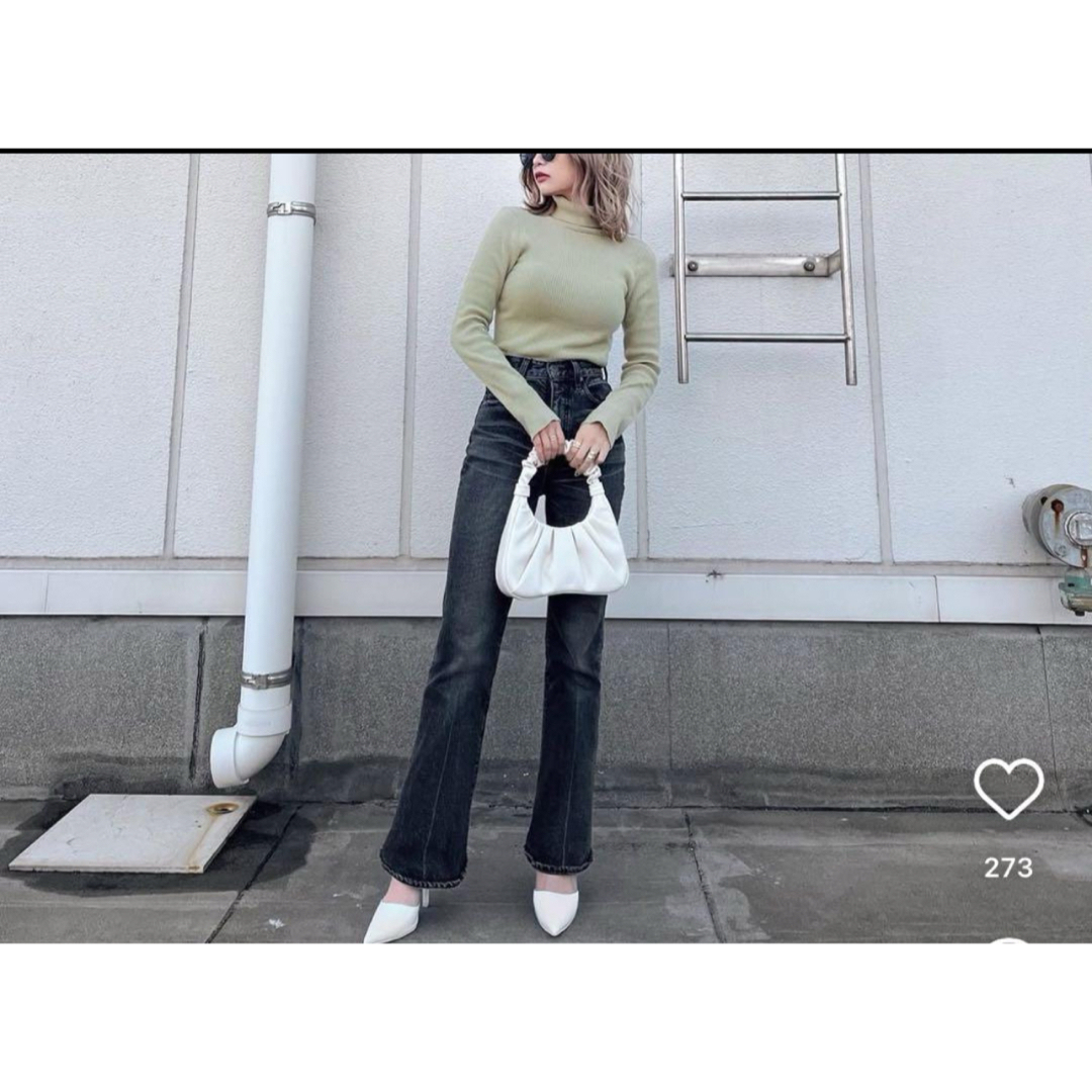 moussy - 【MOUSSY】 MVS BLACK FLARE フレア デニム 22の通販 moussy - 【MOUSSY】 MVS BLACK FLARE フレア デニム 22の通販