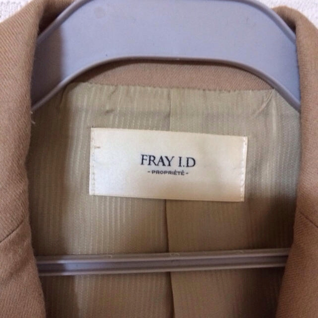 FRAY I.D(フレイアイディー)のベージュジャケット レディースのジャケット/アウター(テーラードジャケット)の商品写真