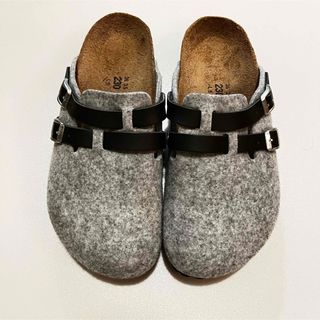 BIRKENSTOCKの中古フリマアイテム一覧 BIRKENSTOCKの中古フリマアイテム一覧