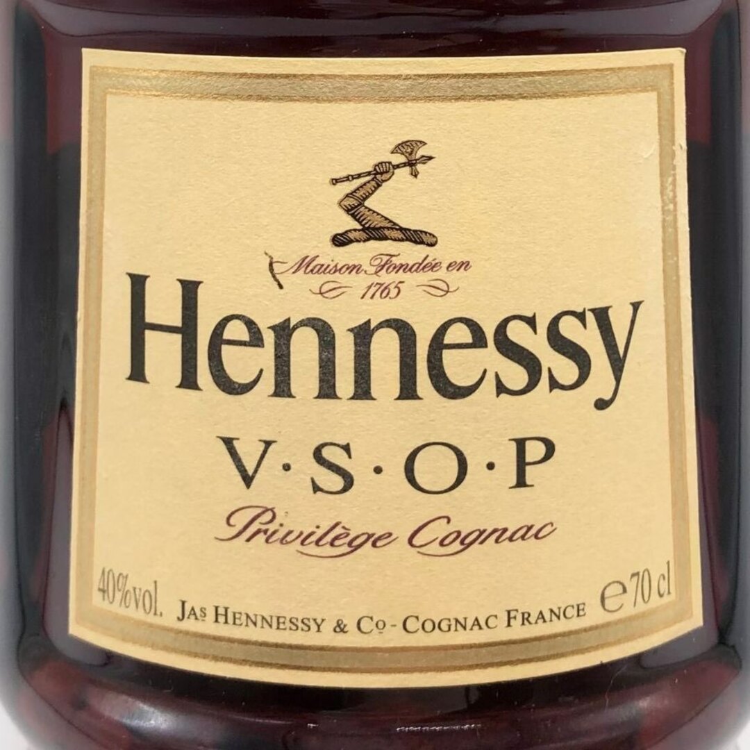 ヘネシー - ヘネシー VSOP 金キャップ プリヴィレッジ 700ml 40 ヘネシー - ヘネシー VSOP 金キャップ プリヴィレッジ 700ml 40