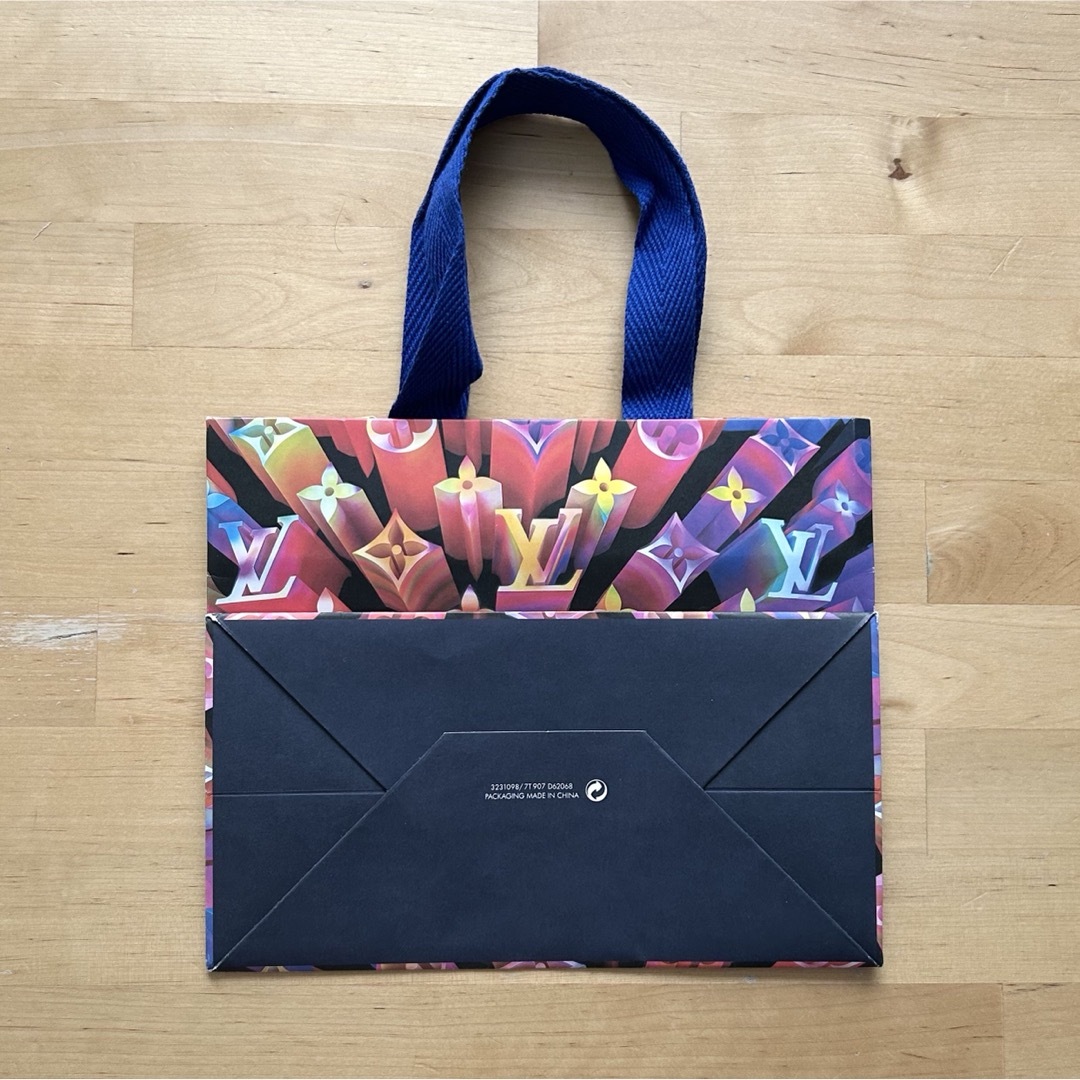 LOUIS VUITTON - ルイヴィトン ショッパーの通販 by さくさく's LOUIS VUITTON - ルイヴィトン ショッパーの通販 by さくさく's