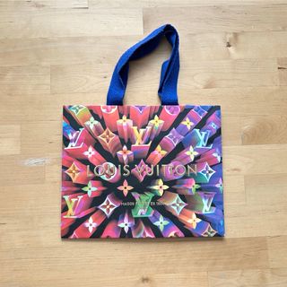 LOUIS VUITTON(ショップ袋)のフリマアイテム一覧 LOUIS VUITTON(ショップ袋)のフリマアイテム一覧
