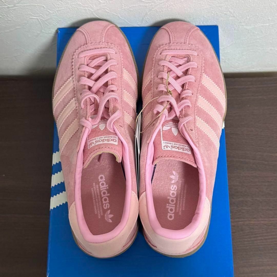 新品・限定カラー】adidas Bermuda ピンクビーチ 24.0の通販 by 新品・限定カラー】adidas Bermuda ピンクビーチ 24.0の通販 by
