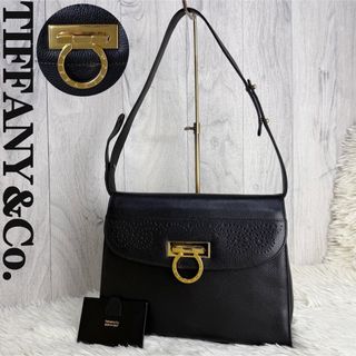 Tiffany & Co. - Tiffany イニシャルMネックレスの通販 by こう Tiffany & Co. - Tiffany イニシャルMネックレスの通販 by こう