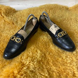 FERRAGAMOのフリマアイテム一覧 FERRAGAMOのフリマアイテム一覧