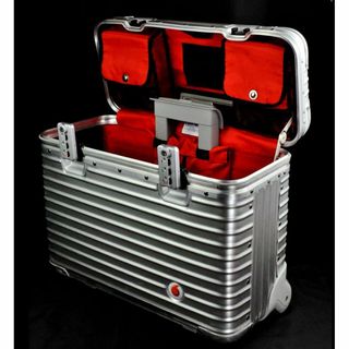 RIMOWAのフリマアイテム一覧 RIMOWAのフリマアイテム一覧