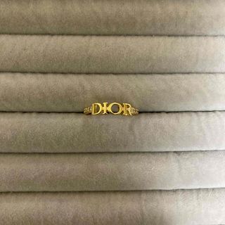 Christian Dior(リング(指輪))のフリマアイテム一覧 Christian Dior(リング(指輪))のフリマアイテム一覧