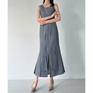 ジュノア(JUNOAH)の【ブルーグレー】裾デザインジャンパースカート(薄手,裏地なし)(ロングワンピース/マキシワンピース)