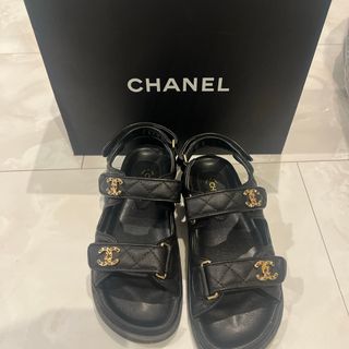 CHANEL(サンダル ・ ゴールド/金色系)のフリマアイテム一覧 CHANEL(サンダル ・ ゴールド/金色系)のフリマアイテム一覧