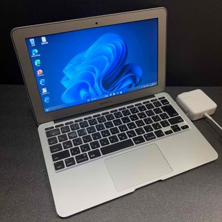 富士通 - 美品 軽量 薄型 2019年 富士通 U939CW i7 8世代 富士通 - 美品 軽量 薄型 2019年 富士通 U939CW i7 8世代