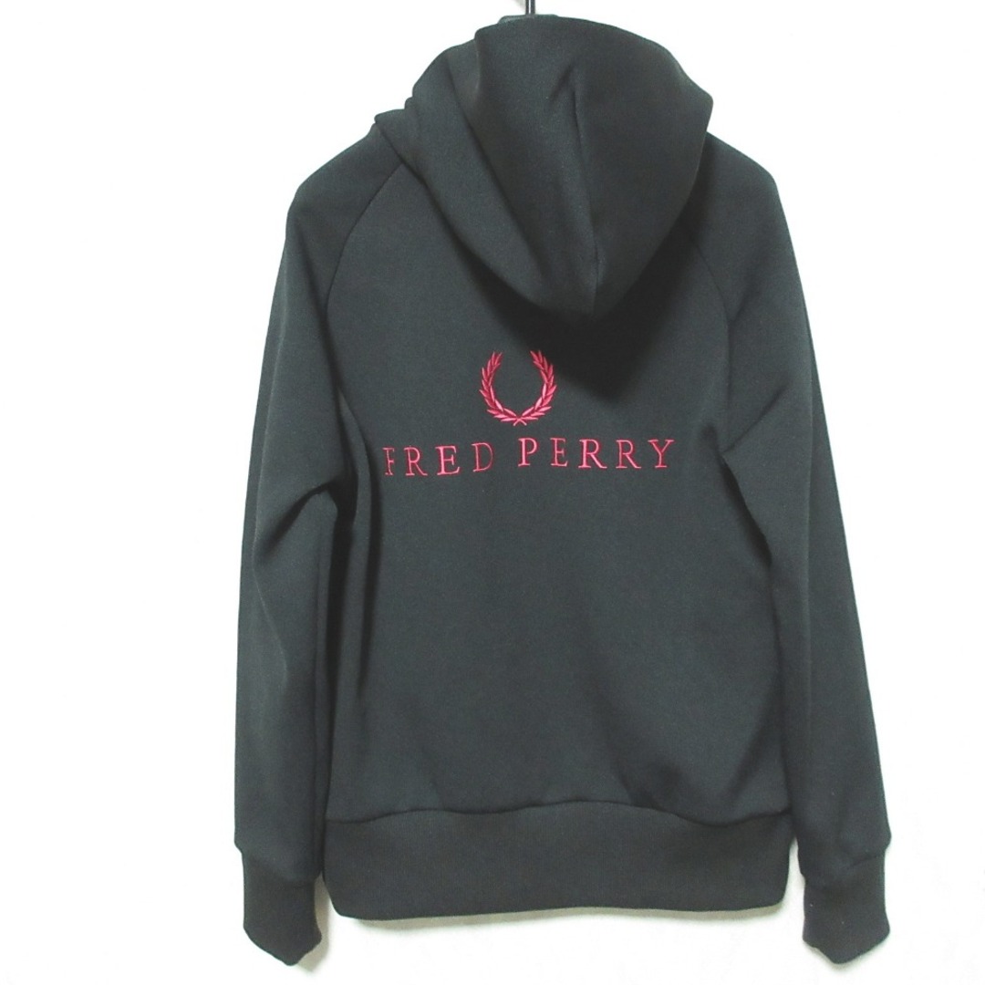 FRED PERRY - 美品 FRED PERRY フレッドペリー バックロゴ刺繍 FRED PERRY - 美品 FRED PERRY フレッドペリー バックロゴ刺繍