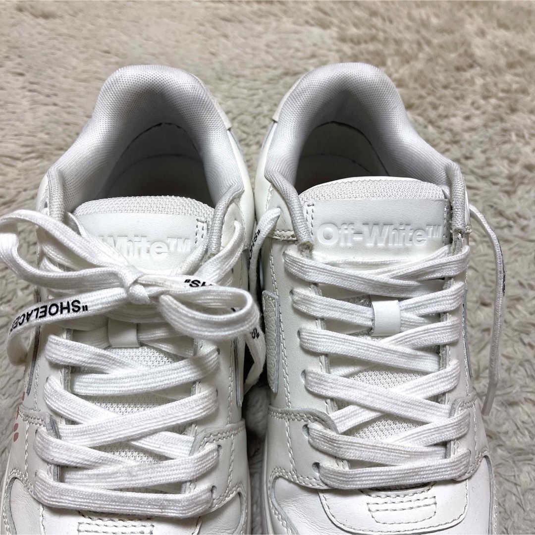 ○off-white・オフホワイト○アローシューズ○レザースニーカー
