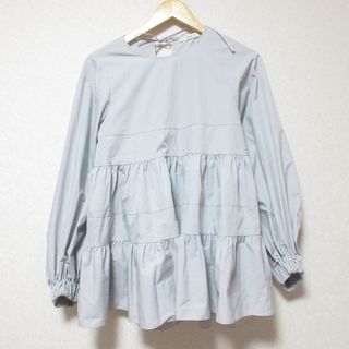 美品 22SS yori ヨリ ティアードロングブラウス 長袖 プル 美品 22SS yori ヨリ ティアードロングブラウス 長袖 プル