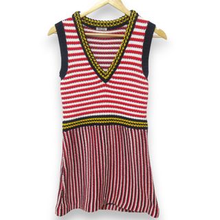 MIU MIU - 美品 MIUMIU ミュウミュウ Vネック ノースリーブ MIU MIU - 美品 MIUMIU ミュウミュウ Vネック ノースリーブ