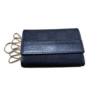 GUCCI - 美品 GUCCI グッチ 二つ折り財布 GGエンボス GUCCI - 美品 GUCCI グッチ 二つ折り財布 GGエンボス
