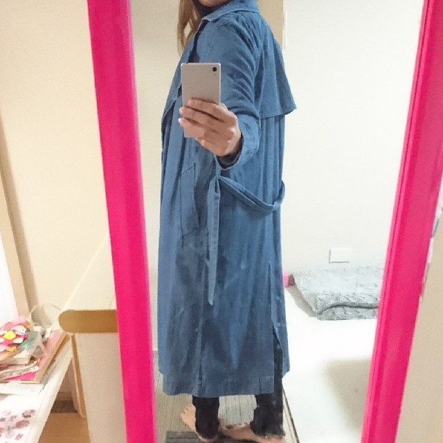 EMODA(エモダ)のエモダ♡デニム　ロングトレンチコート レディースのジャケット/アウター(トレンチコート)の商品写真