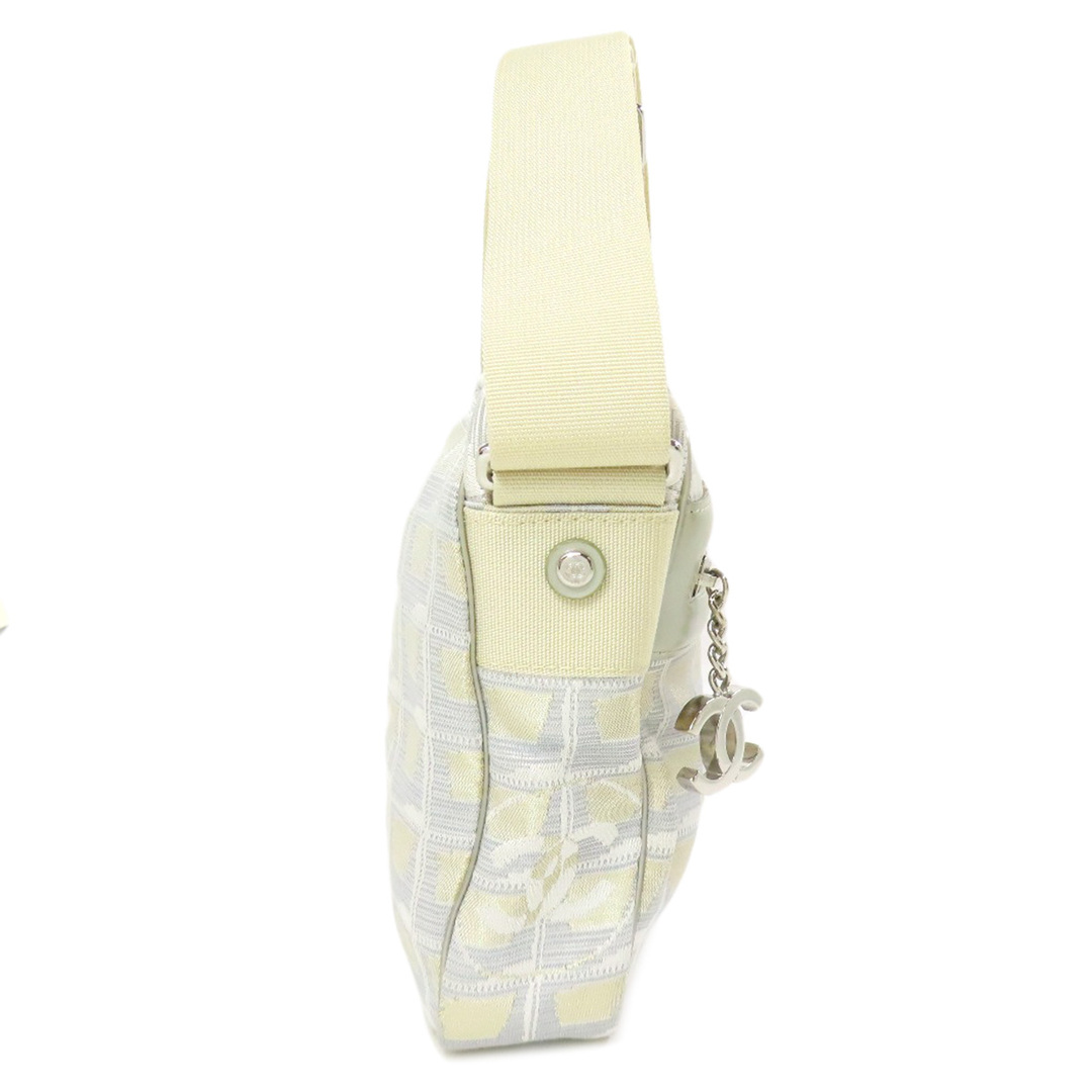 CHANEL - CHANEL ニュートラベルライン ショルダーバッグ CHANEL - CHANEL ニュートラベルライン ショルダーバッグ