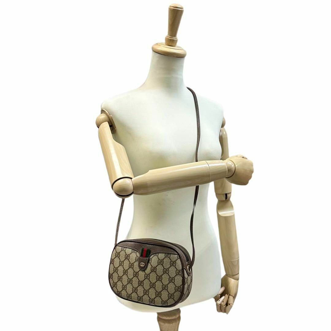 GUCCI - 美品 GUCCI グッチ ショルダーバッグ GGスプリーム GUCCI - 美品 GUCCI グッチ ショルダーバッグ GGスプリーム