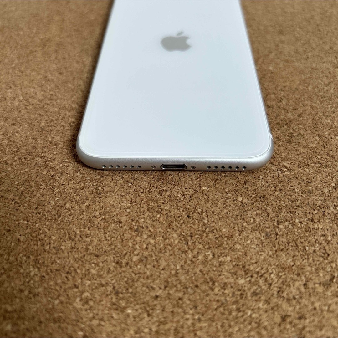 iPhone - 908【早い者勝ち】電池最良好☆iPhoneSE2 64GB SIM iPhone - 908【早い者勝ち】電池最良好☆iPhoneSE2 64GB SIM