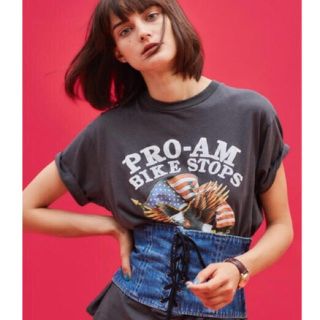 シンゾーン(Shinzone)の新品タグ付  シンゾーン  ロックTシャツ  完売品   ベイカーパンツ(Tシャツ(半袖/袖なし))