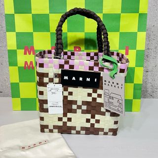 MARNI(かごバッグ/ストローバッグ ・ ピンク/桃色系)のフリマ MARNI(かごバッグ/ストローバッグ ・ ピンク/桃色系)のフリマ