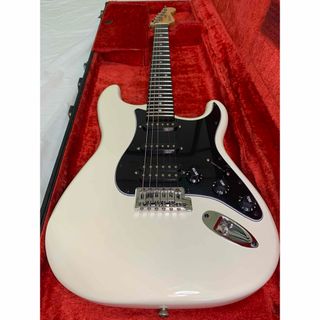fender ストラトキャスター クリーム色の通販 by あ|ラクマ fender ストラトキャスター クリーム色の通販 by あ|ラクマ