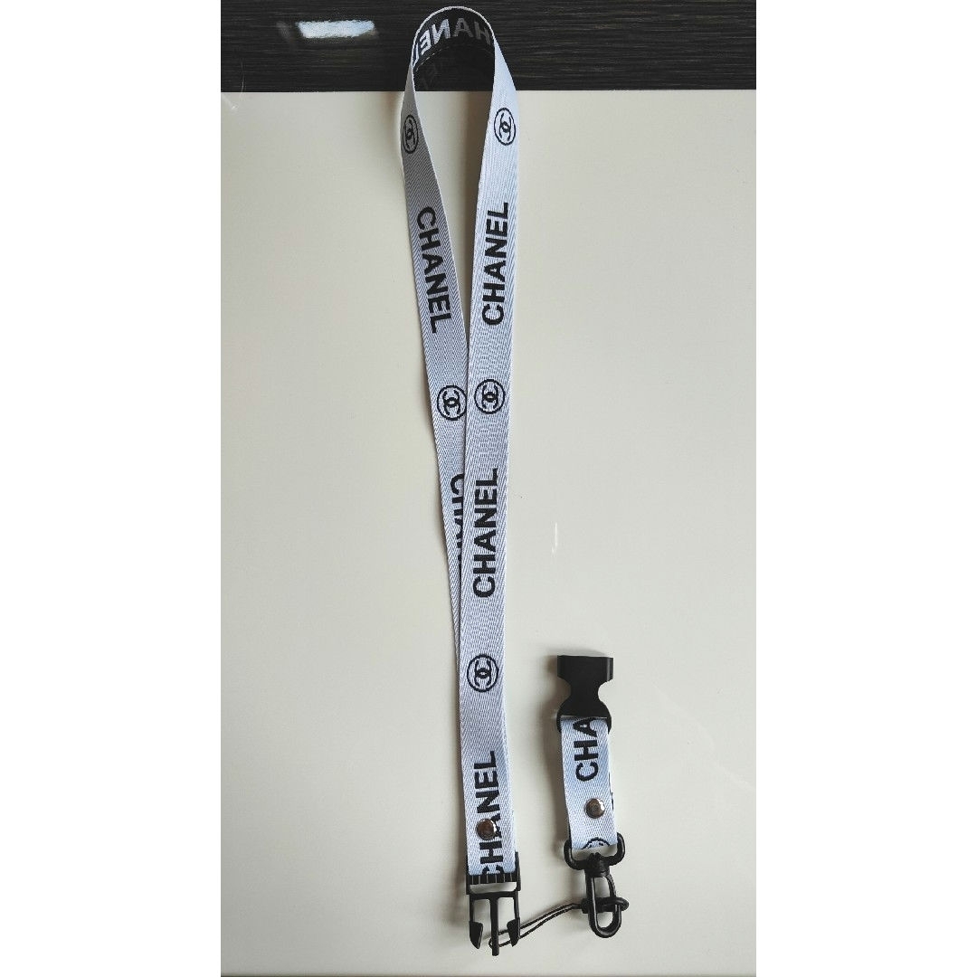 CHANEL - CHANEL ストラップ ネックストラップ ノベルティの通販 CHANEL - CHANEL ストラップ ネックストラップ ノベルティの通販