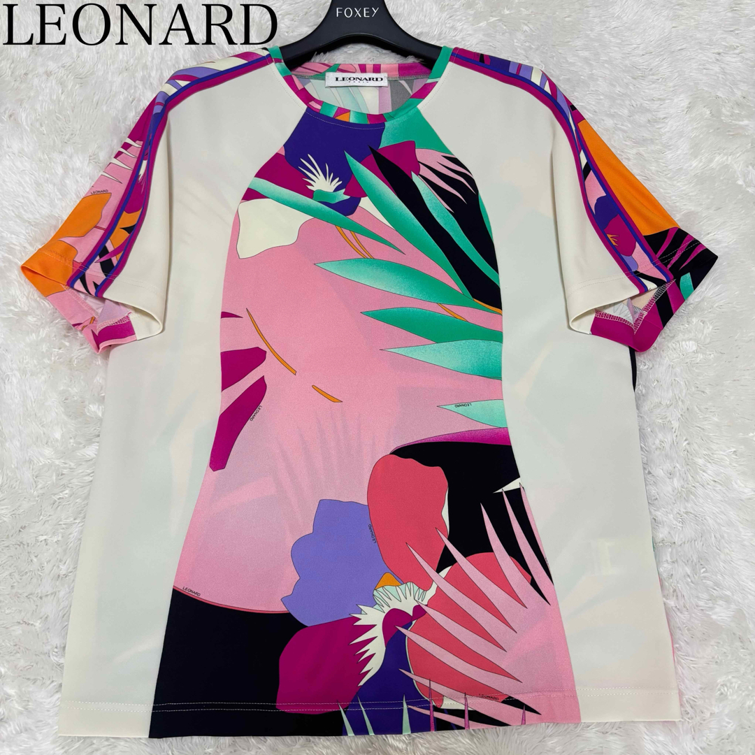 LEONARD - 現行 LEONARD レオナール 半袖カットソー トリム 花柄 LEONARD - 現行 LEONARD レオナール 半袖カットソー トリム 花柄