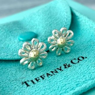 Tiffany & Co.(フラワー ・ ピアス)のフリマアイテム一覧 Tiffany & Co.(フラワー ・ ピアス)のフリマアイテム一覧