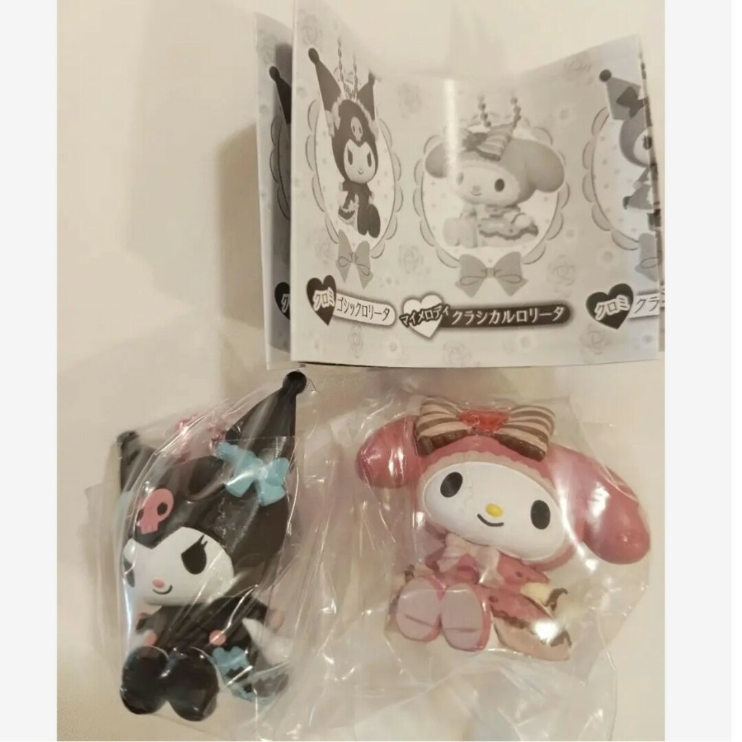 ロリータ衣装でおめかし♡マイメロディとクロミの新作カプセル
