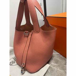 HERMES - エルメス ツイリー 2024AW グランアパラ スタッズの HERMES - エルメス ツイリー 2024AW グランアパラ スタッズの