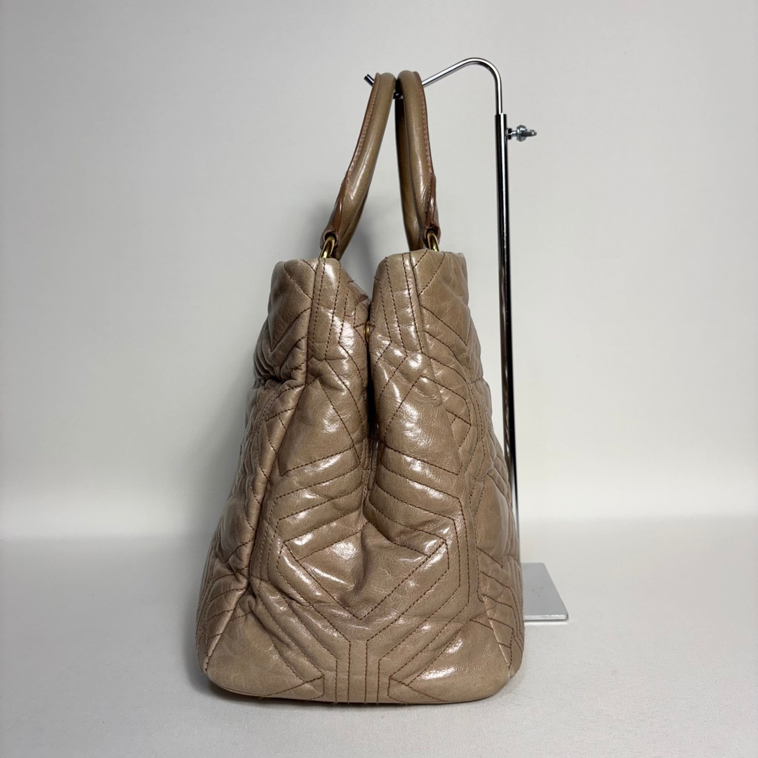 MIU MIU - 2504-79|ミュウミュウ 2WAY トートバッグ レザー MIU MIU - 2504-79|ミュウミュウ 2WAY トートバッグ レザー