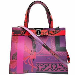 Salvatore Ferragamo(ショルダーバッグ)のフリマアイテム一覧 Salvatore Ferragamo(ショルダーバッグ)のフリマアイテム一覧