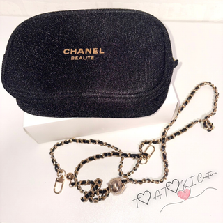 CHANEL - CHANEL クリスマスコフレ2024 スノーフレークポーチ CHANEL - CHANEL クリスマスコフレ2024 スノーフレークポーチ