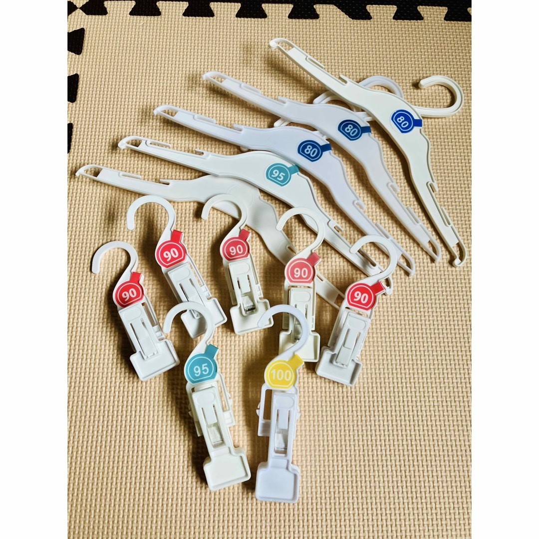 西松屋(ニシマツヤ)の西松屋 ハンガー ズボンハンガー ベビー キッズ キッズ/ベビー/マタニティの寝具/家具(その他)の商品写真