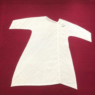 PLEATS PLEASE ISSEY MIYAKE - 未使用 プリーツプリーズ PLEATS PLEASE ISSEY MIYAKE - 未使用 プリーツプリーズ