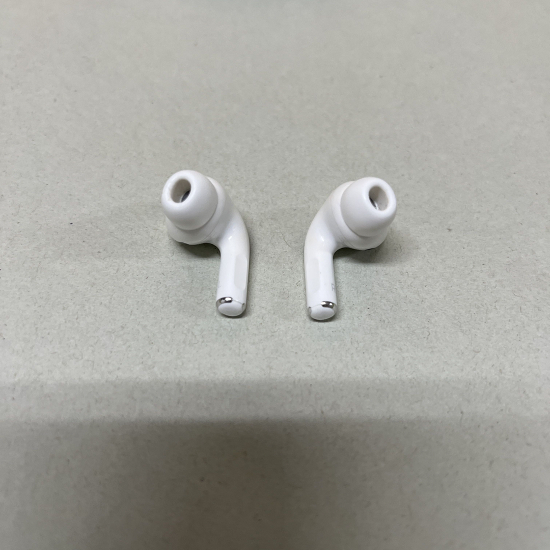 Apple - APPLE AirPods Pro MWP22J/Aの通販 by さやぷぅ's shop Apple - APPLE AirPods Pro MWP22J/Aの通販 by さやぷぅ's shop