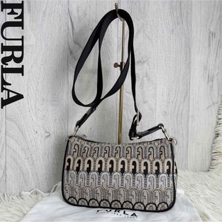FURLA - フルラ ショルダーバッグ 本革 レザー 鞄 カバン FURLA - フルラ ショルダーバッグ 本革 レザー 鞄 カバン