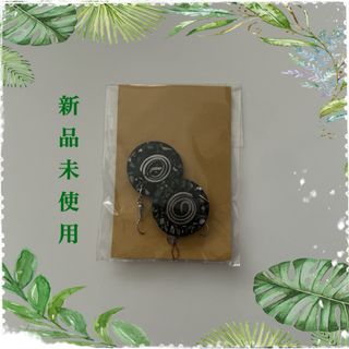 mio harutaka ミオハルタカ マーガレット 蜂 ピアス mio harutaka ミオハルタカ マーガレット 蜂 ピアス
