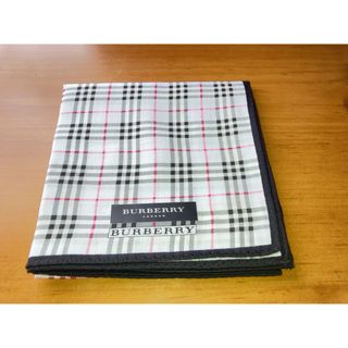 《新品》バーバリー メンズハンカチ