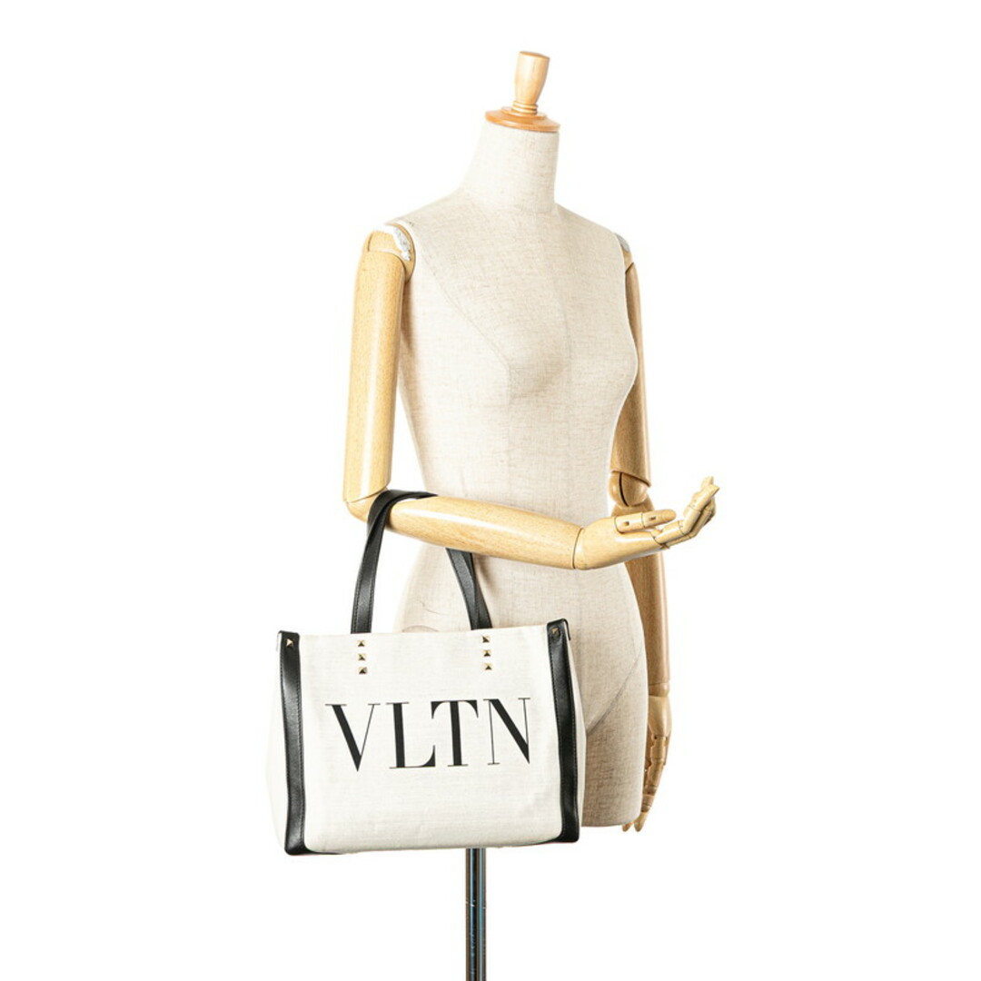 VALENTINO - ヴァレンティノ ロックスタッズ ハンドバッグ VALENTINO - ヴァレンティノ ロックスタッズ ハンドバッグ