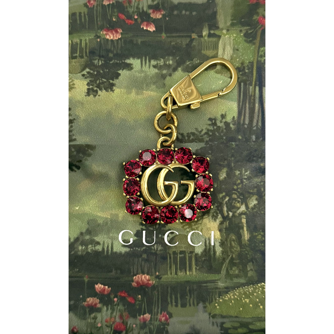 GUCCI - ✨新品同様✨ GUCCI グッチ ダブルG キーホルダー GUCCI - ✨新品同様✨ GUCCI グッチ ダブルG キーホルダー