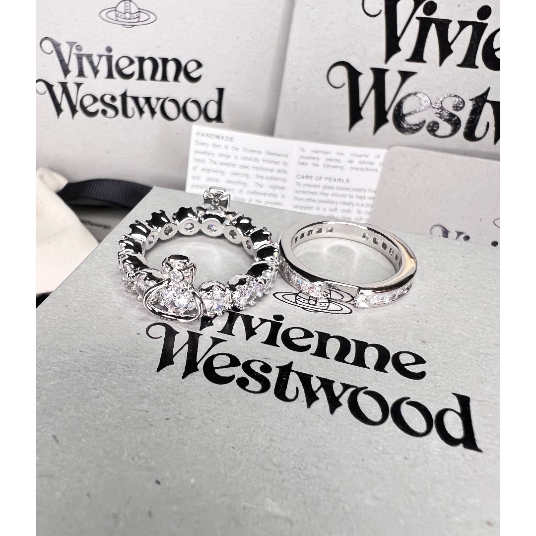 Vivienne Westwood - ヴィヴィアンウエストウッド シルバー