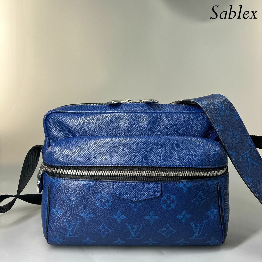 LOUIS VUITTON - 【美品】ルイヴィトン タイガラマ アウトドア LOUIS VUITTON - 【美品】ルイヴィトン タイガラマ アウトドア