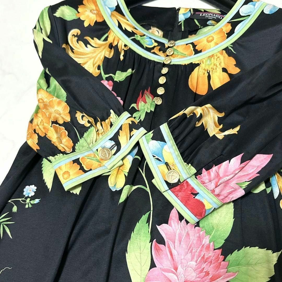 LEONARD - 美品✨ レオナール ワンピース トリム 花柄 金ボタン LEONARD - 美品✨ レオナール ワンピース トリム 花柄 金ボタン