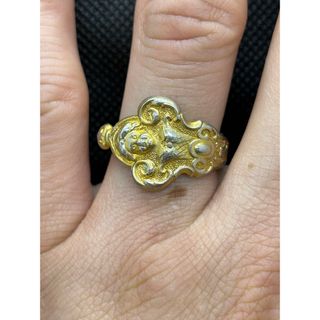 Chrome Hearts - 22金 22k tiny e リングの通販 by chika's shop Chrome Hearts - 22金 22k tiny e リングの通販 by chika's shop
