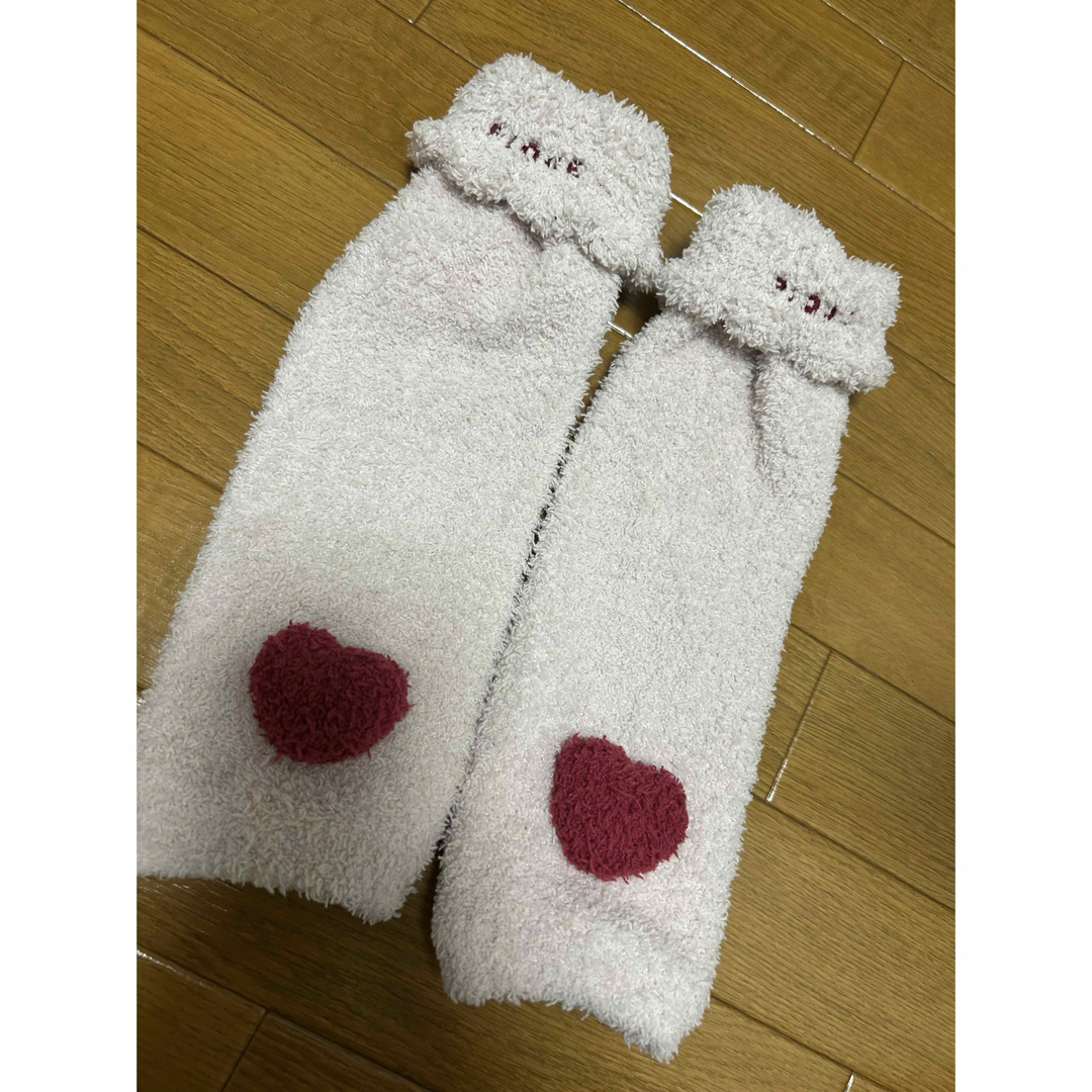 ジェラピケ ボア素材 ハートデザイン ベビー靴下 レッグウォーマー キッズ/ベビー/マタニティのこども用ファッション小物(レッグウォーマー)の商品写真