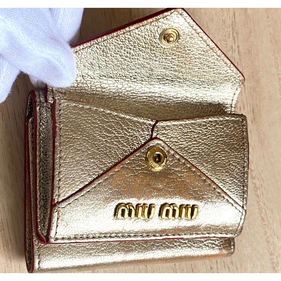 MIU MIU - MIUMIU ミュウミュウ 三つ折り財布 マドラス MIU MIU - MIUMIU ミュウミュウ 三つ折り財布 マドラス