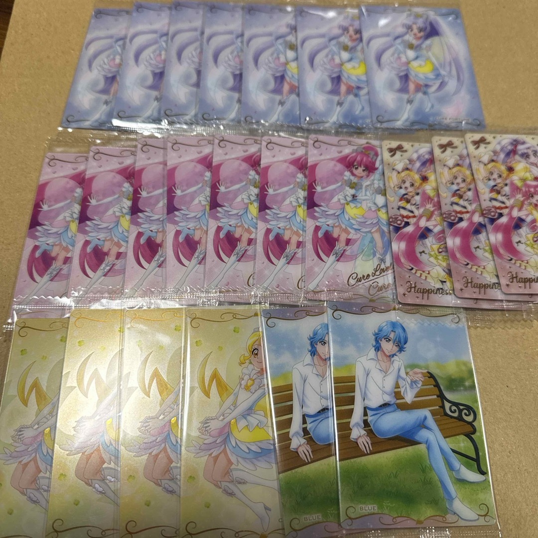 プリキュアウエハース ハピネスチャージ エンタメ/ホビーのおもちゃ/ぬいぐるみ(キャラクターグッズ)の商品写真