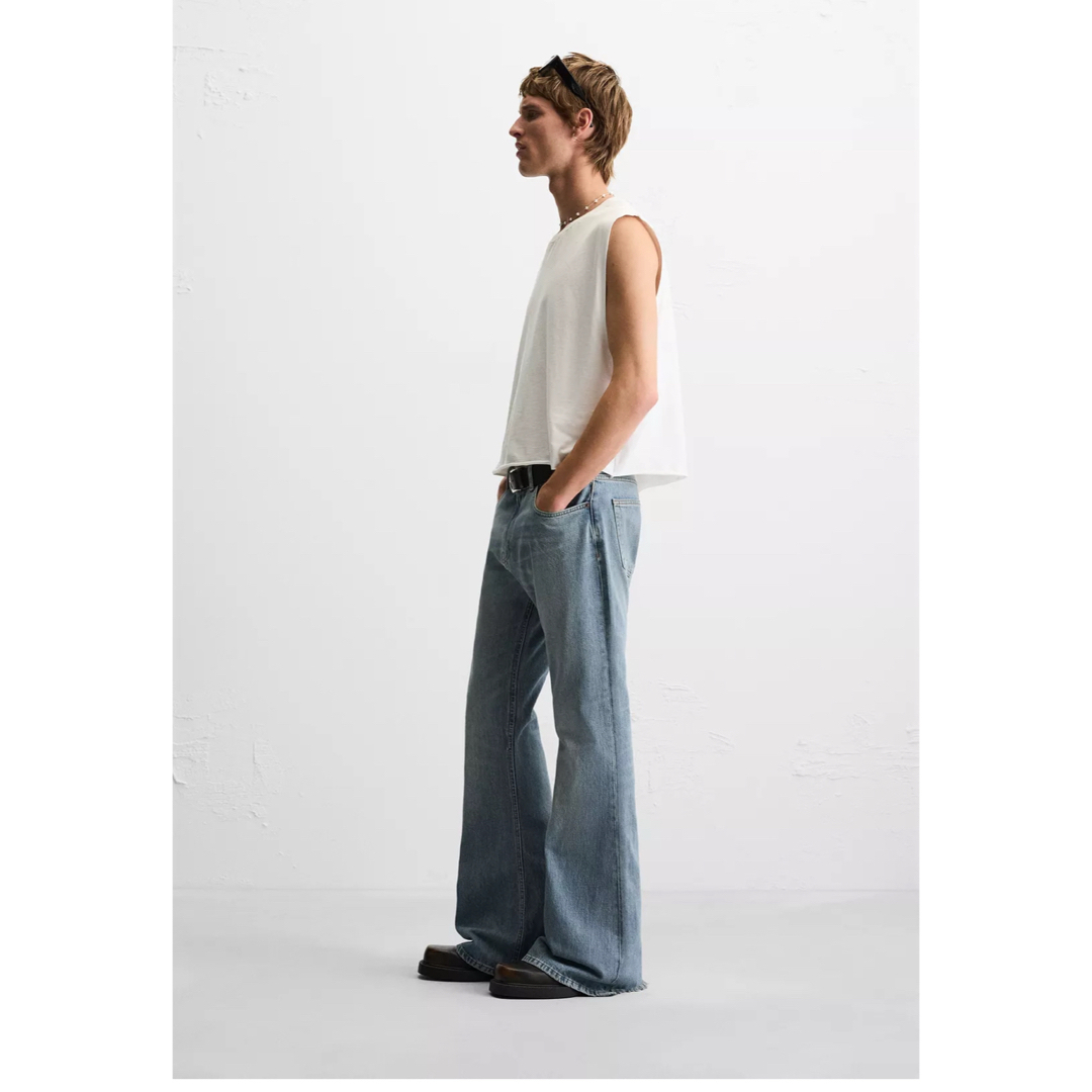 ZARA - ZARA クラッシックフレアフィットジーンズ EU42新品タグ ZARA - ZARA クラッシックフレアフィットジーンズ EU42新品タグ